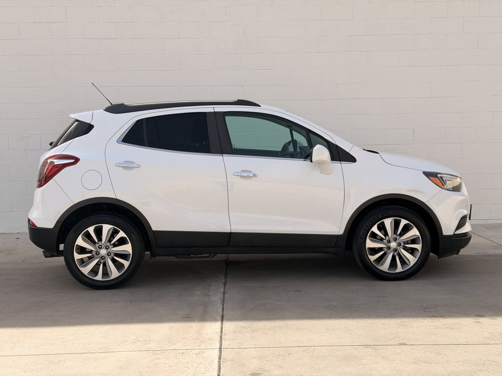 Used 2020 Buick Encore Preferred FWD image 5