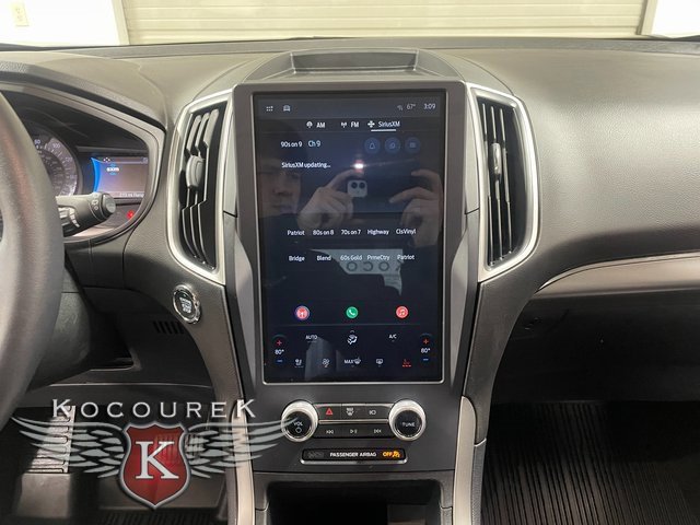 Used 2022 Ford Edge SEL w/ Convenience Package image 16