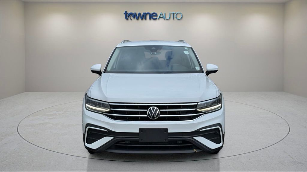Used 2022 Volkswagen Tiguan SE image 8