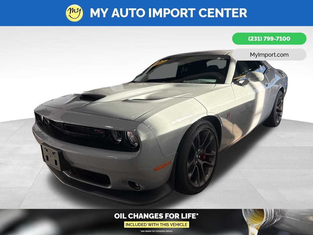 Used 2022 Dodge Challenger R/T Scat Pack w/ Driver Convenience Group image 3