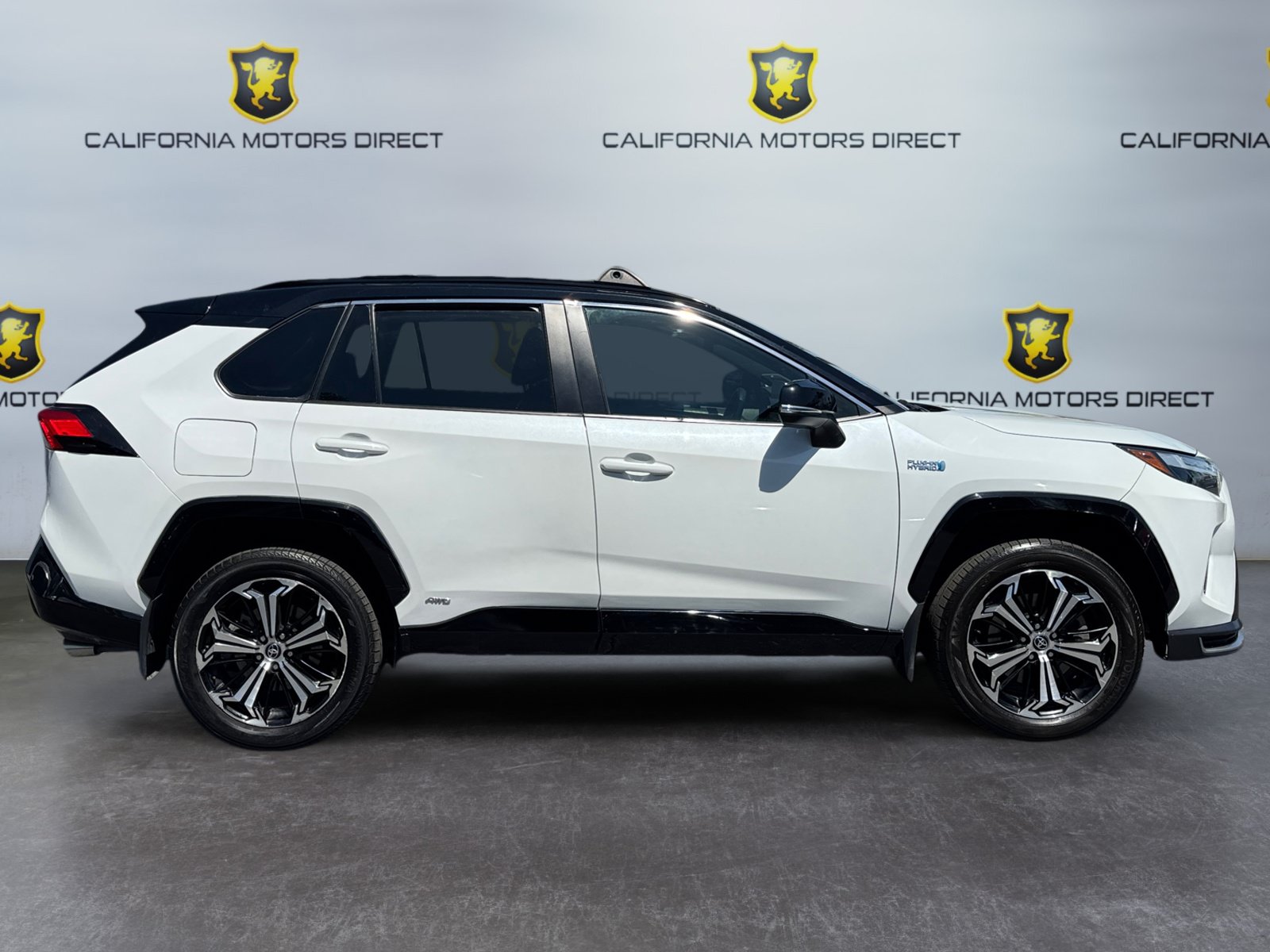 Used 2023 Toyota RAV4 XSE w/ Weather Package AWD/4WD image 6