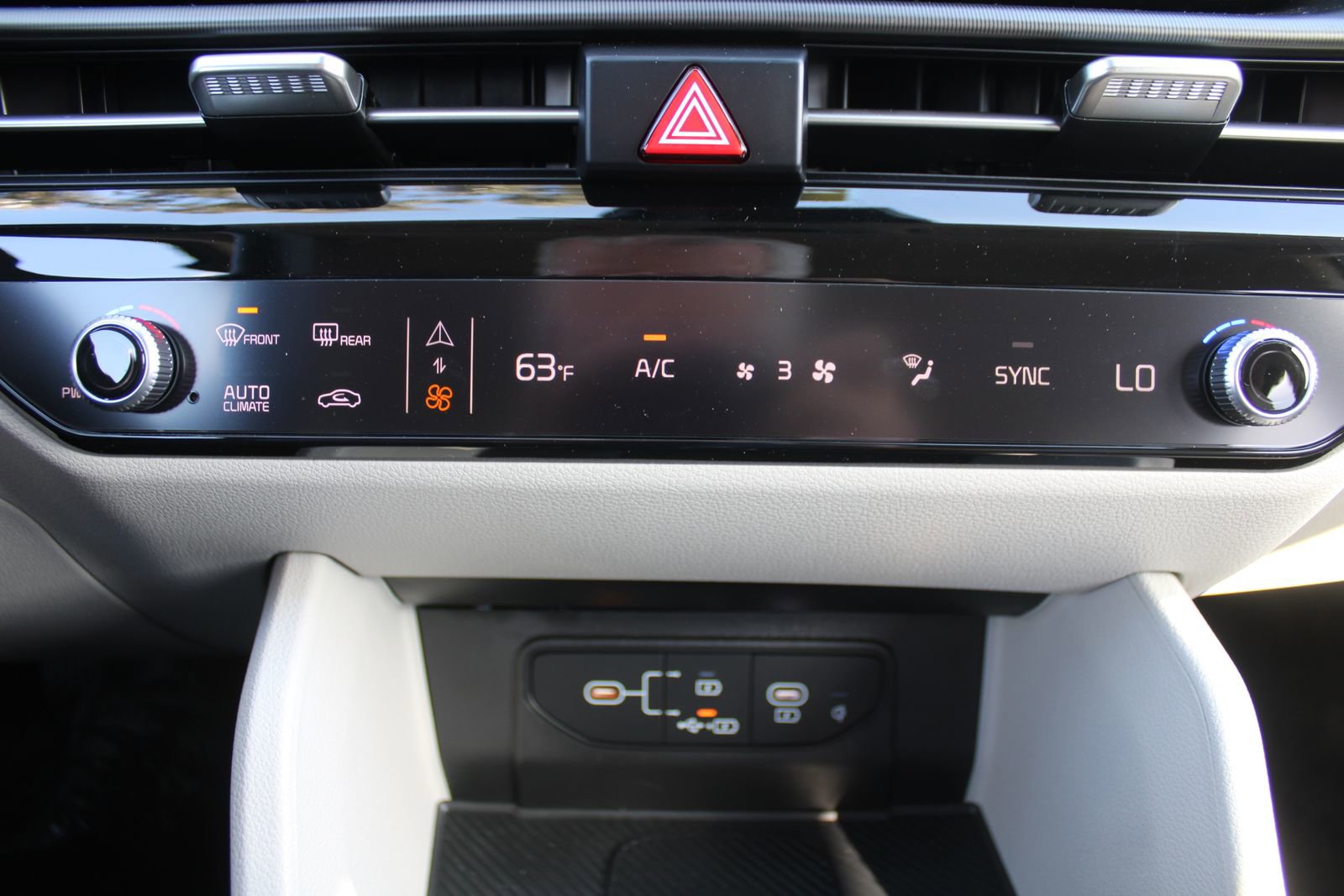 New 2026 Kia Sportage EX image 39