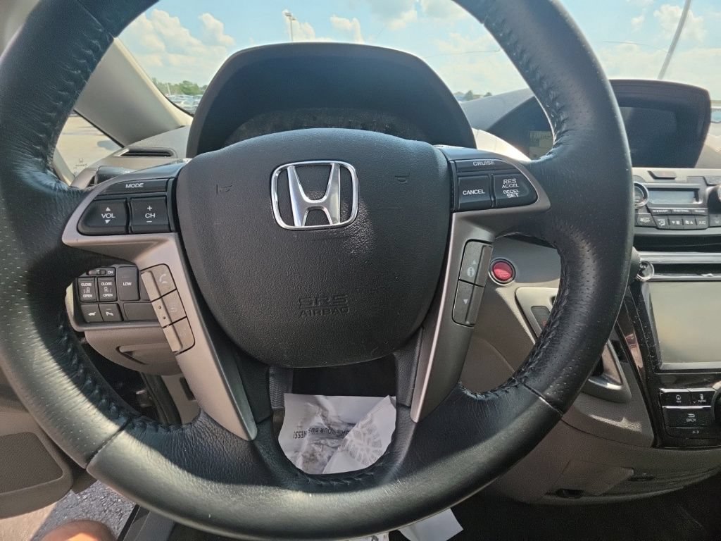 Used 2016 Honda Odyssey Touring Elite image 15