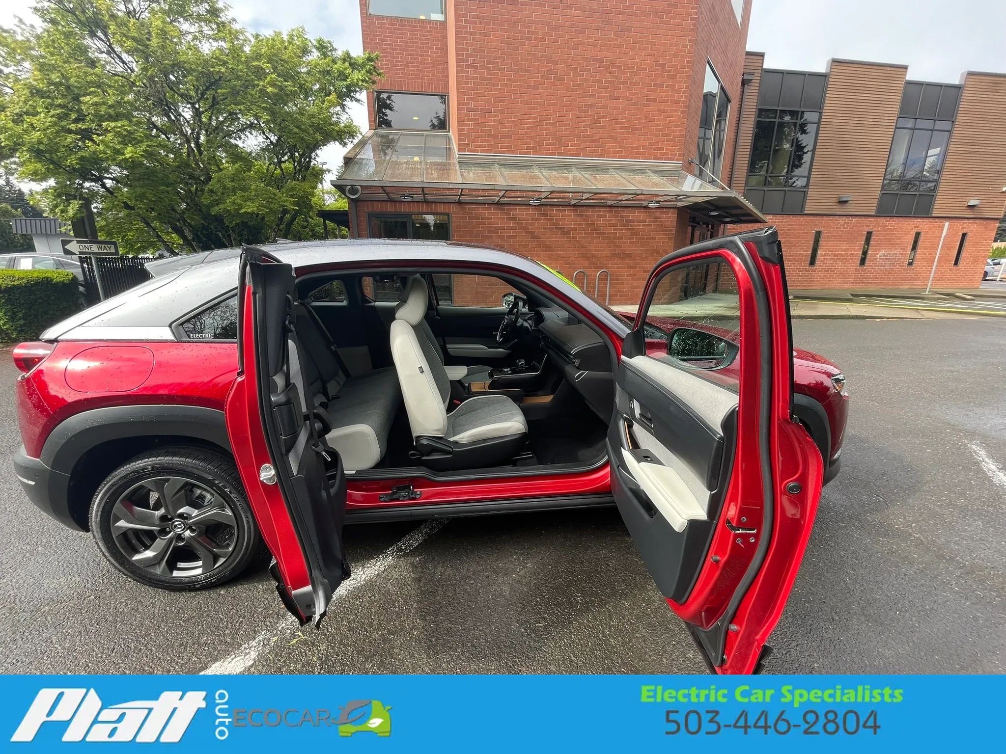 Used 2022 MAZDA MX-30 Electric w/ Premium Plus Pkg image 47