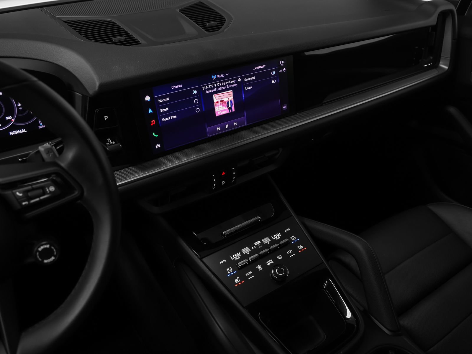 Certified 2026 Porsche Cayenne AWD/4WD image 33