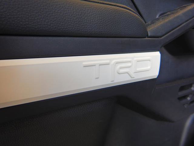 Used 2024 Toyota Tacoma TRD Off-Road AWD/4WD image 15