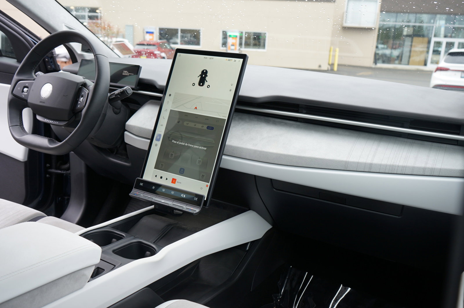 Used 2023 Fisker Ocean One image 28