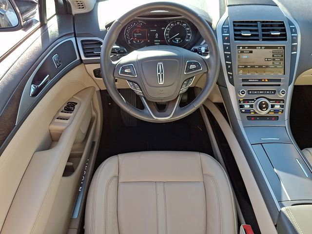 Used 2018 Lincoln MKZ Select w/ Select Plus Package FWD image 11