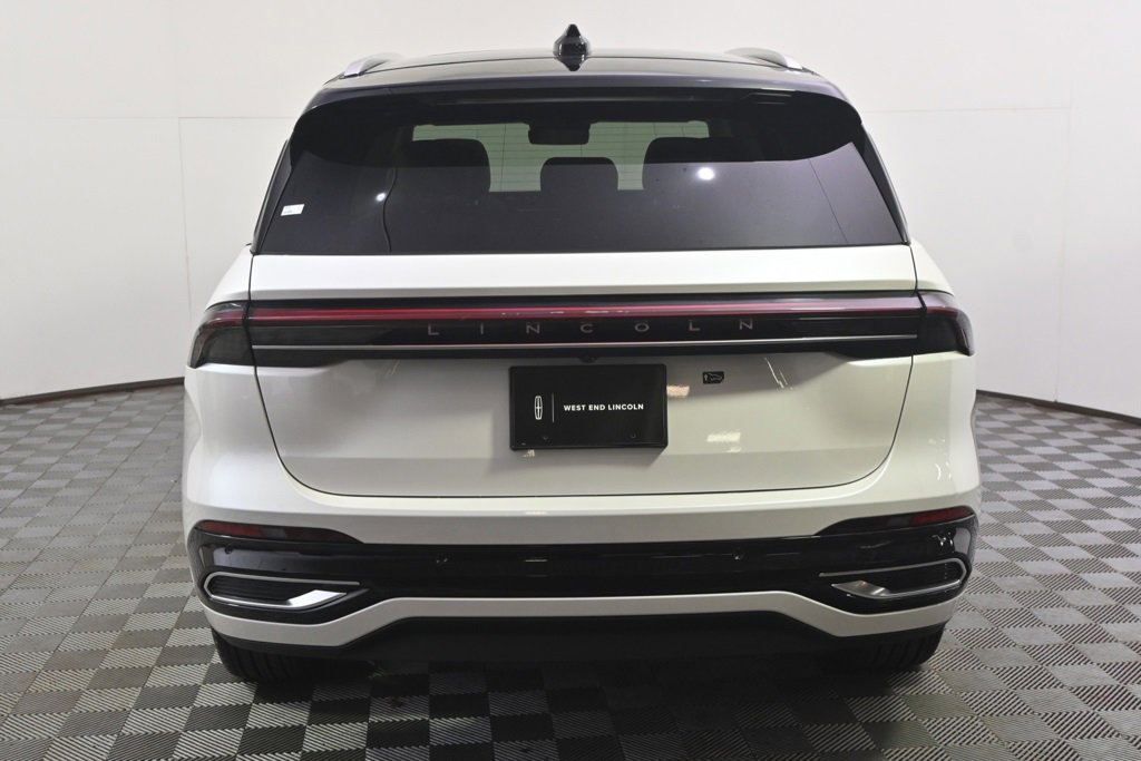 New 2026 Lincoln Nautilus Reserve image 5