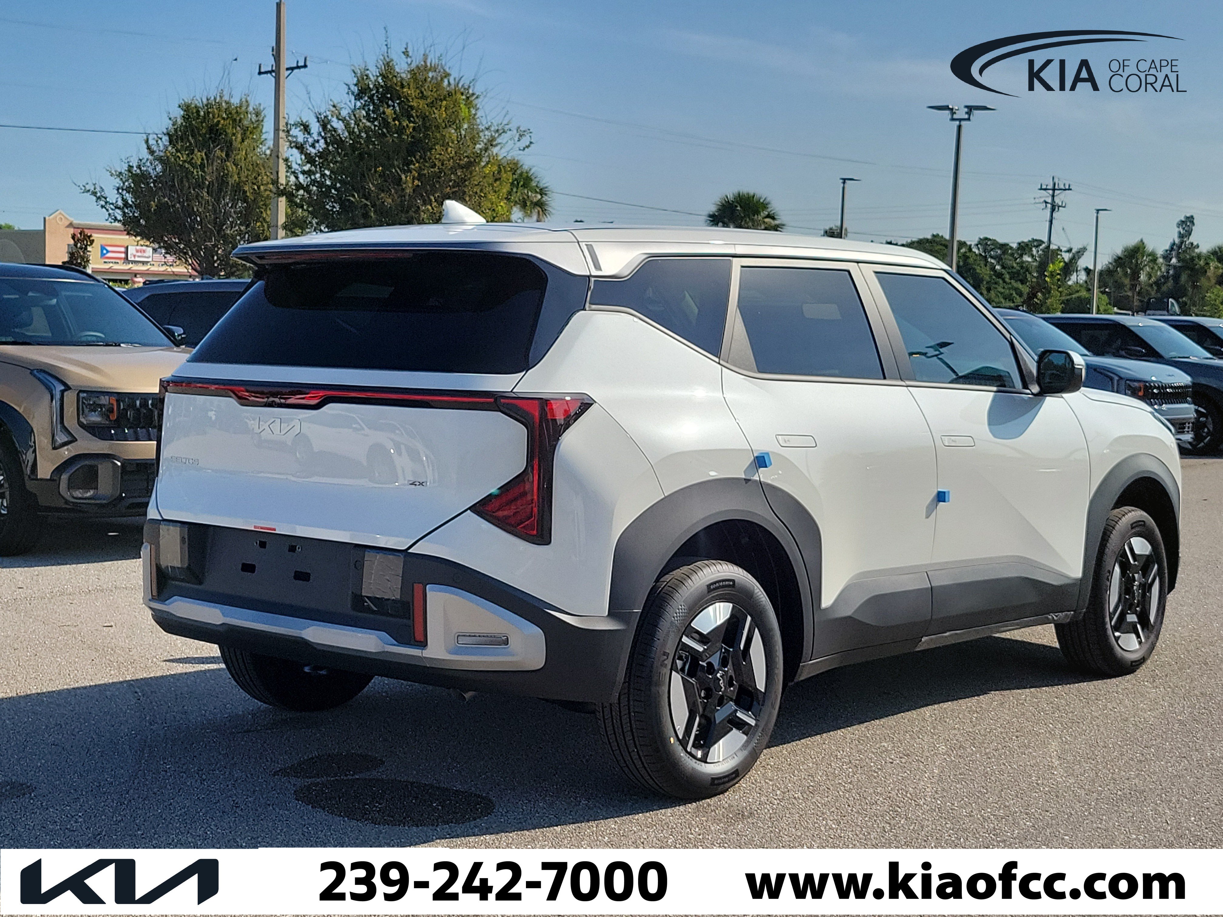 New 2027 Kia Seltos LX AWD/4WD image 6
