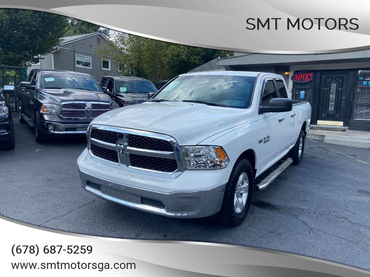 Used 2015 RAM 1500 Classic SLT image 1