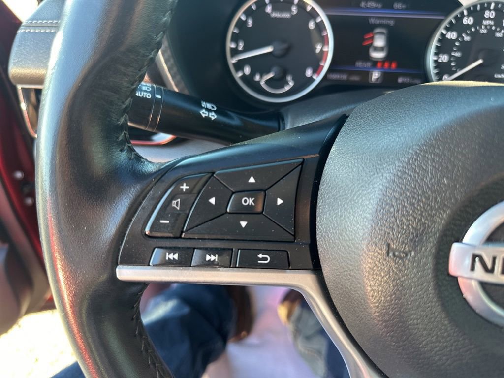 Used 2021 Nissan Sentra SV image 24