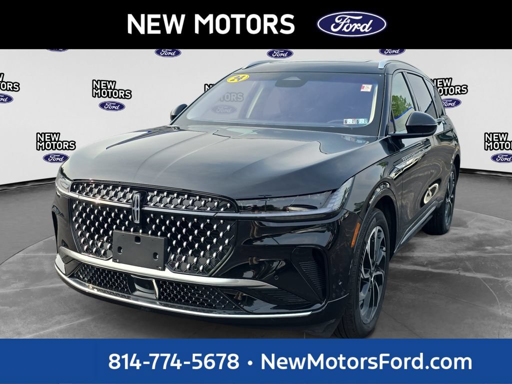 Used 2024 Lincoln Nautilus Reserve w/ Equipment Group 202A AWD/4WD image 1