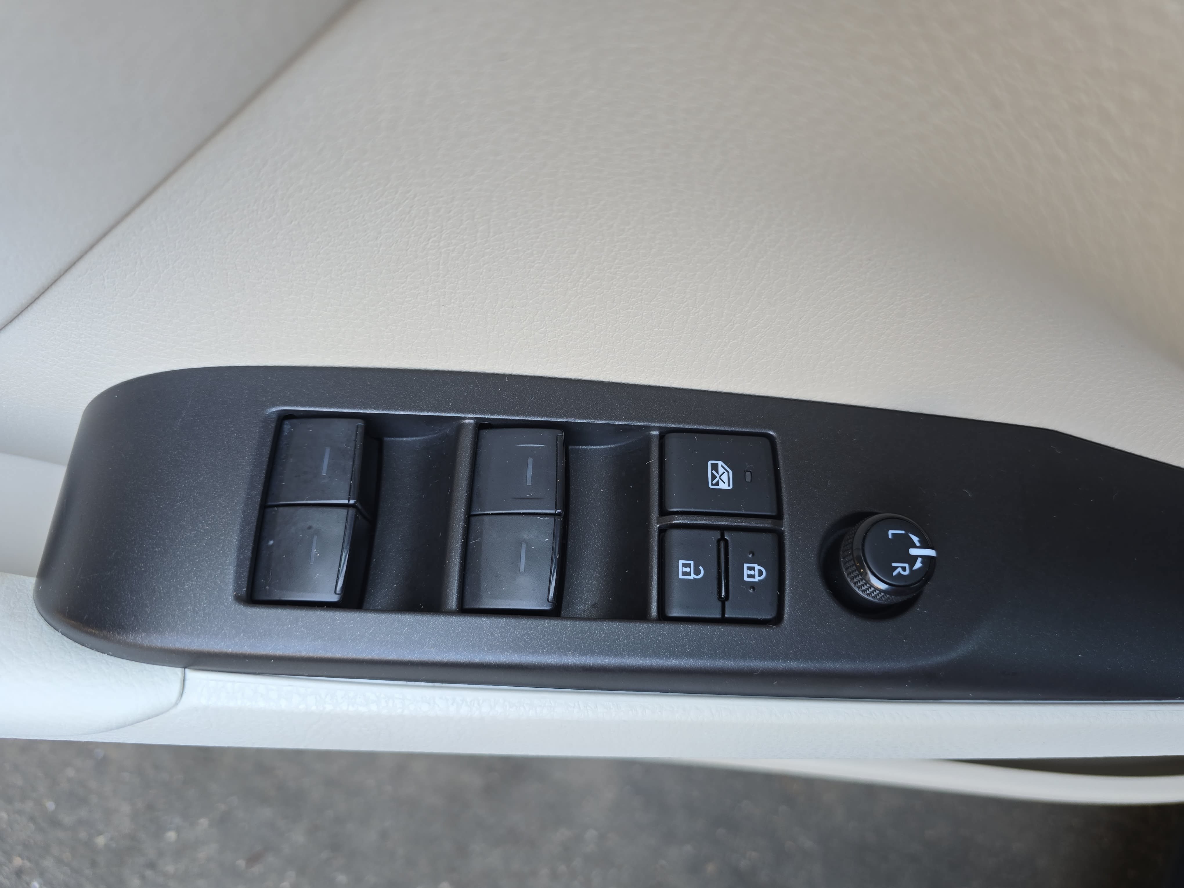 Certified 2024 Toyota Camry LE FWD image 26