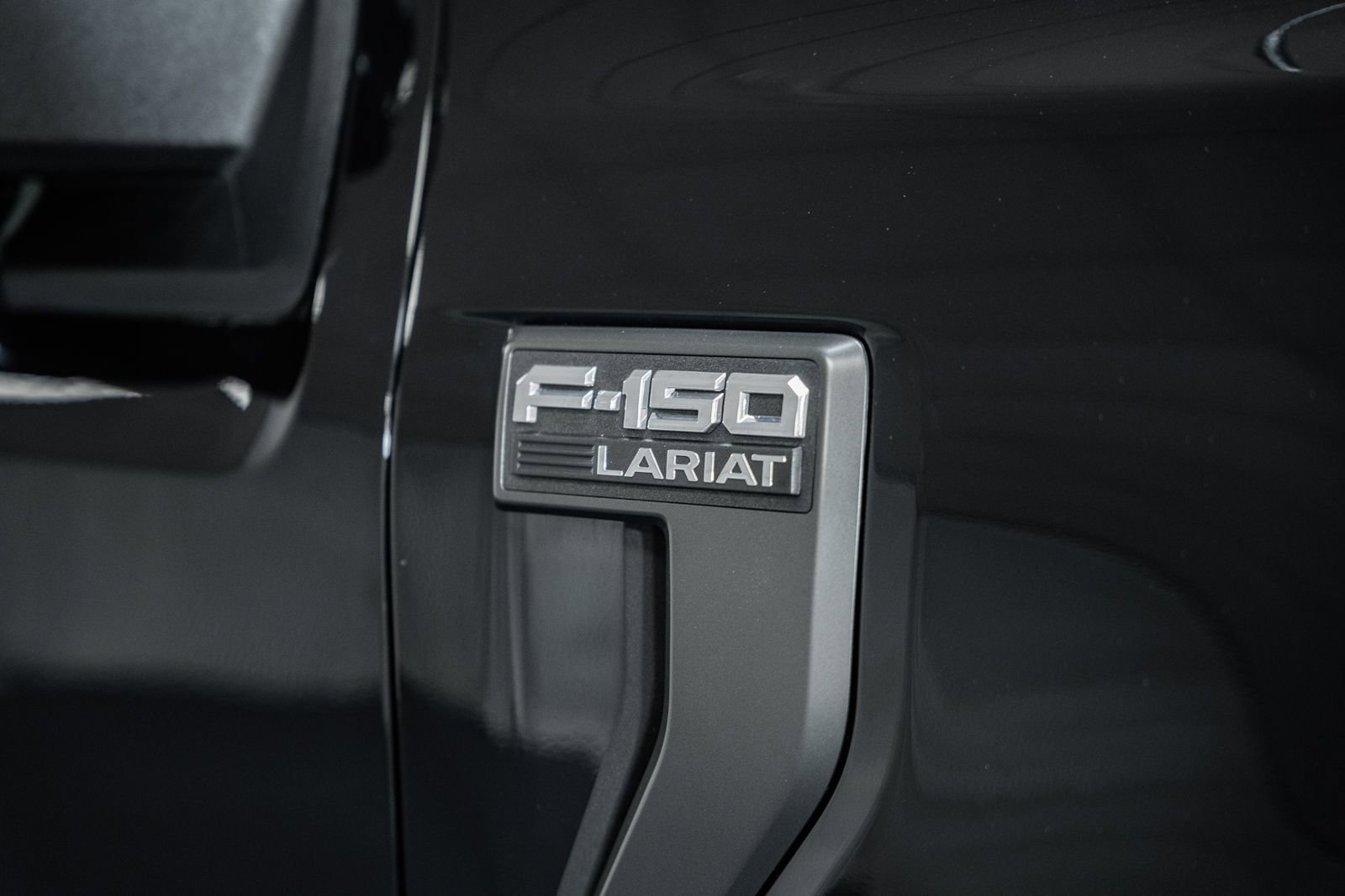 Certified 2023 Ford F150 Lariat w/ Equipment Group 502A High image 14