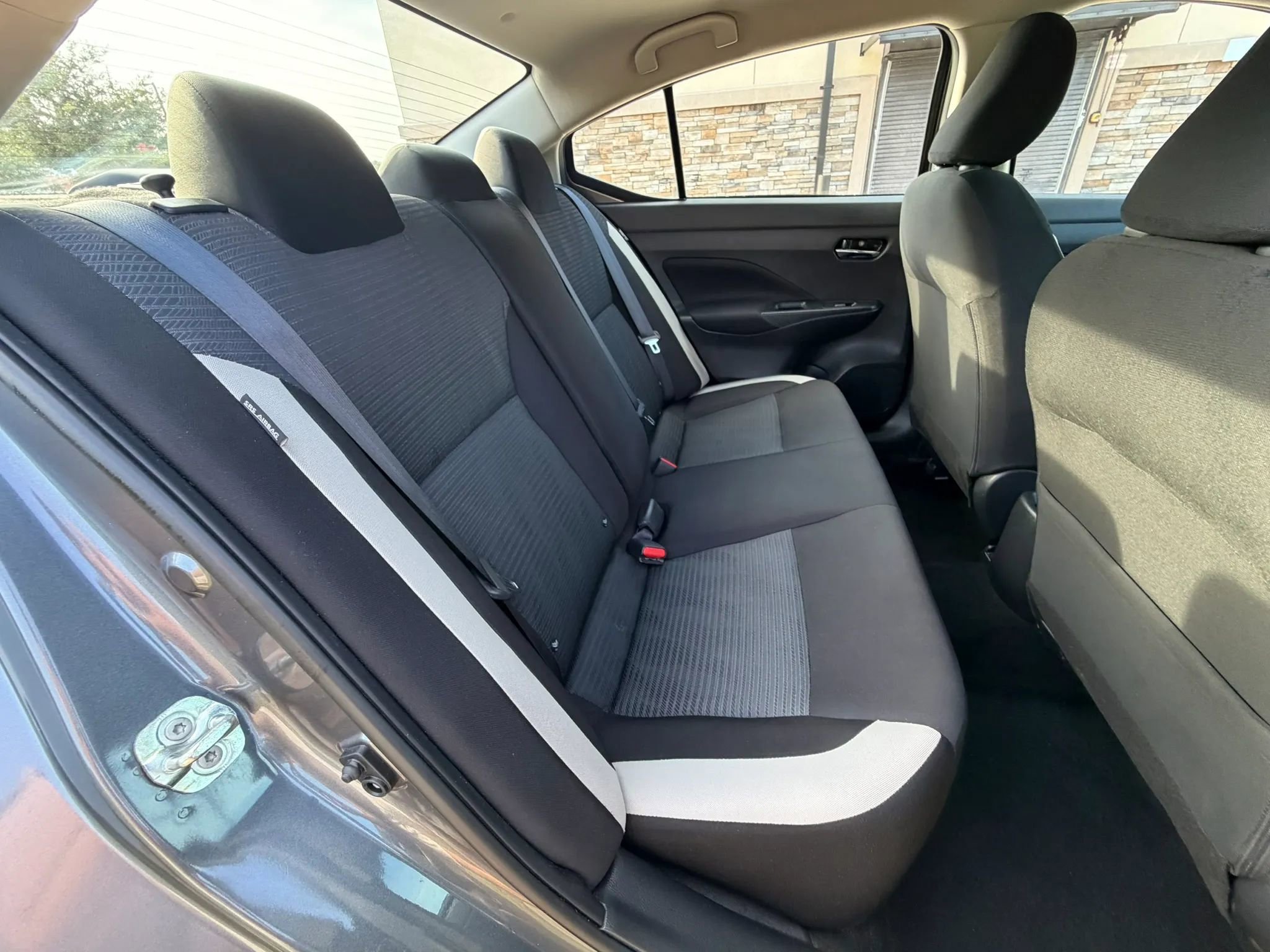 Used 2021 Nissan Versa SV FWD image 30