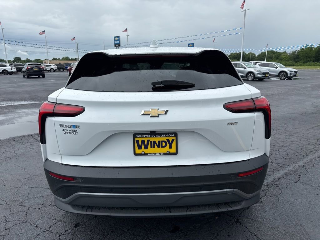 New 2026 Chevrolet Blazer EV LT AWD/4WD image 4