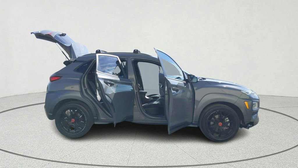 Used 2021 Hyundai Kona Night image 14