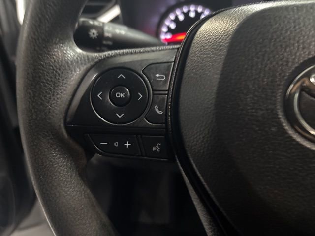 Used 2022 Toyota RAV4 XLE image 15