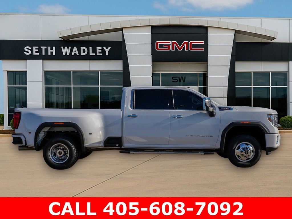 Used 2022 GMC Sierra 3500 Denali w/ Denali Ultimate Package AWD/4WD image 8