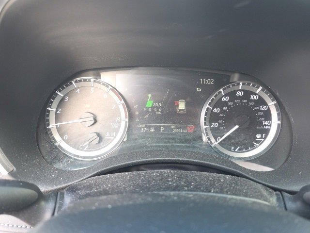 Used 2024 Toyota Highlander XLE image 18