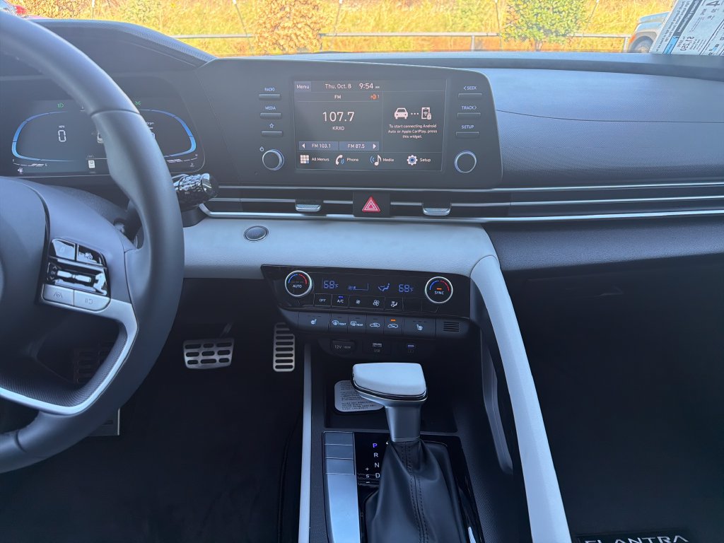 New 2026 Hyundai Elantra SEL Sport FWD image 27