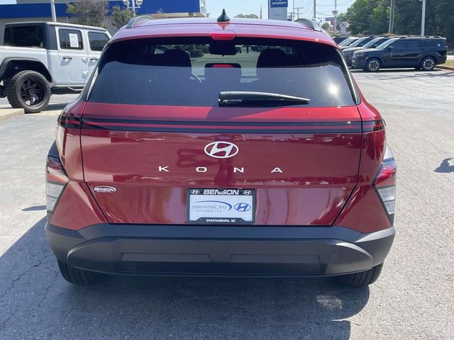 Certified 2025 Hyundai Kona SEL FWD image 5