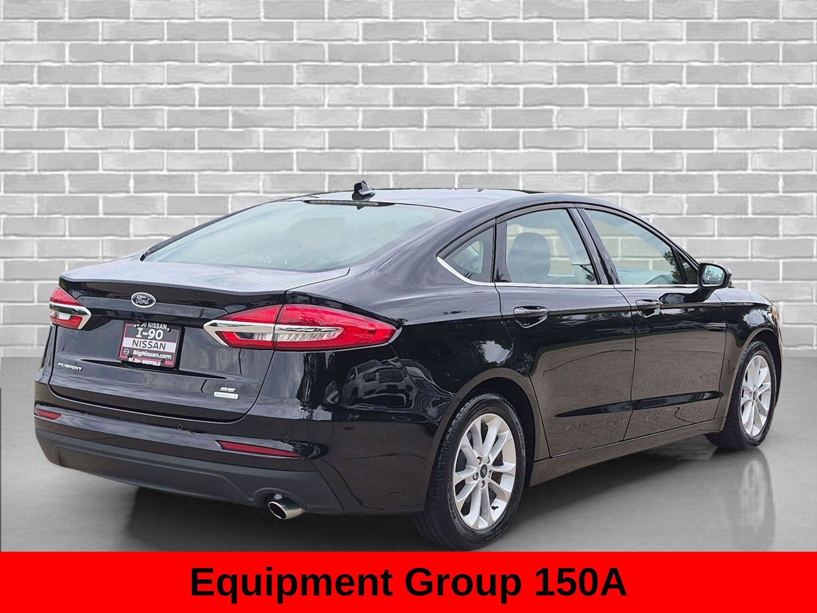 Used 2020 Ford Fusion SE FWD image 9