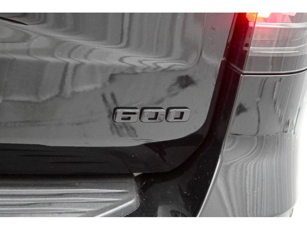 Certified 2024 Cadillac Escalade Sport Platinum w/ LPO, ONYX Package image 68