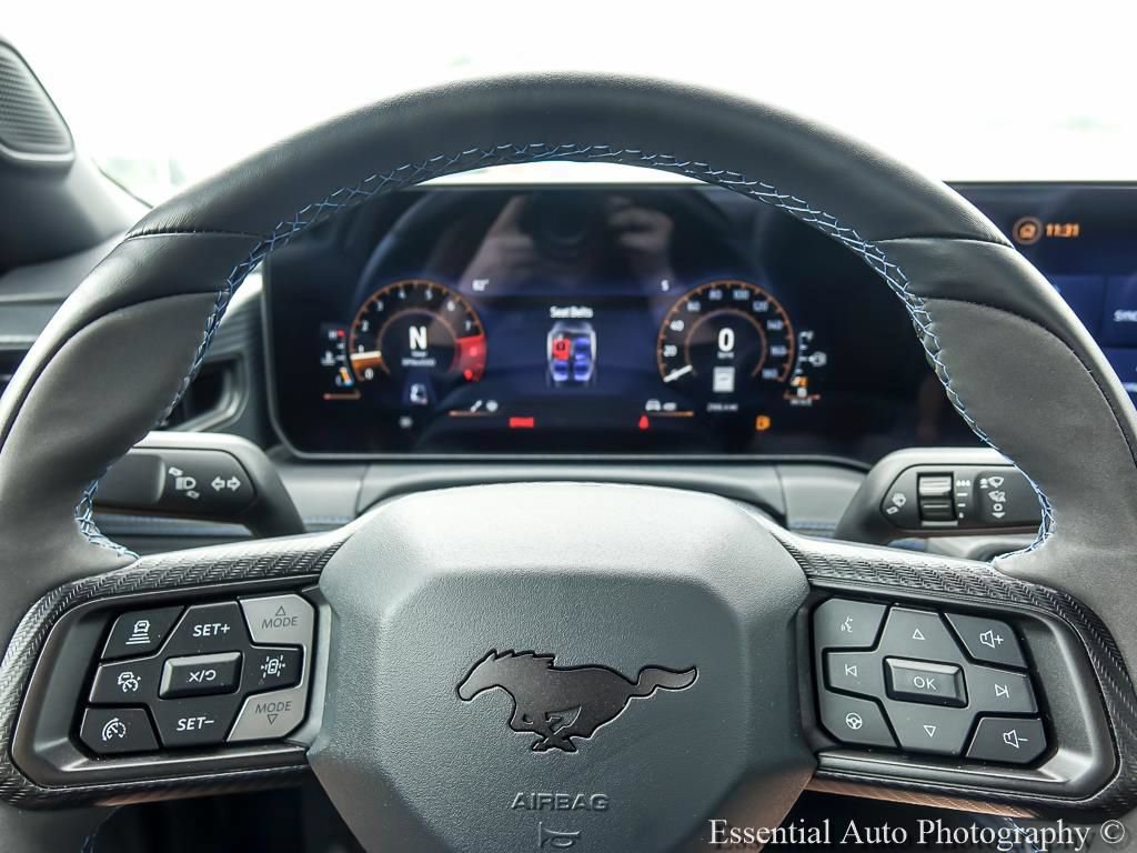 Used 2025 Ford Mustang Dark Horse RWD image 14