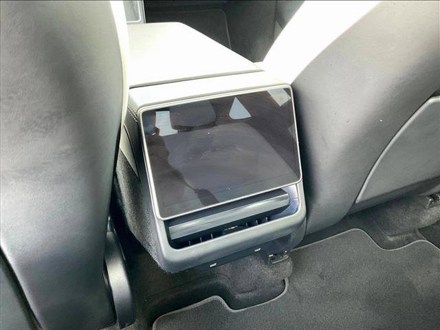 Used 2026 Tesla Model Y 2WD image 22