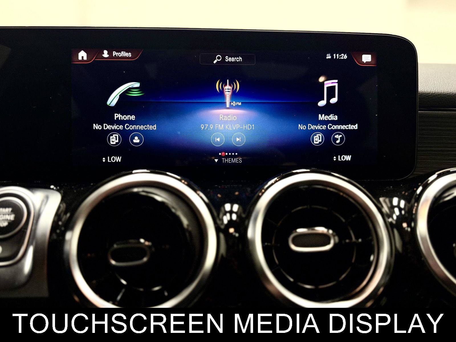 Used 2022 Mercedes-Benz GLB 250 4MATIC image 32