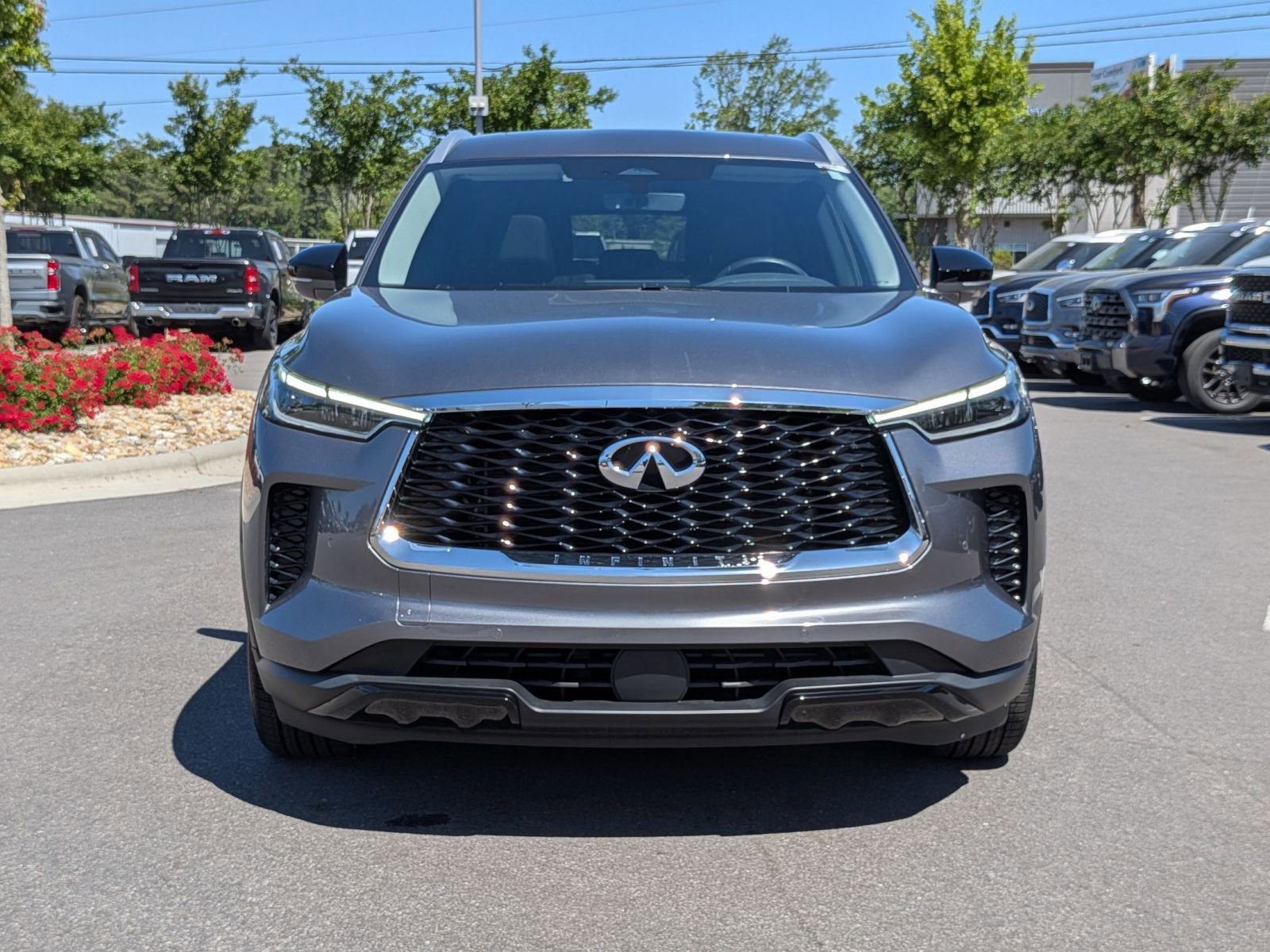 Used 2023 INFINITI QX60 Luxe image 8