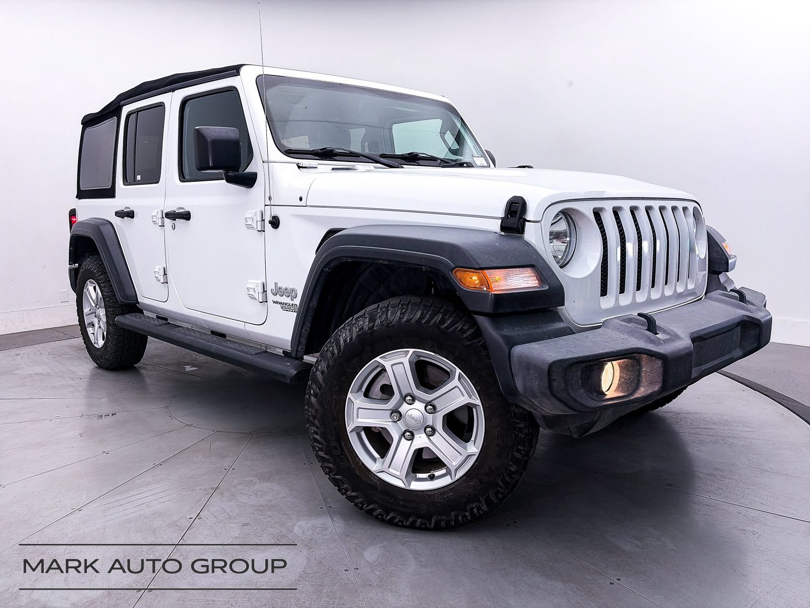 Used 2018 Jeep Wrangler Unlimited Sport S AWD/4WD image 1