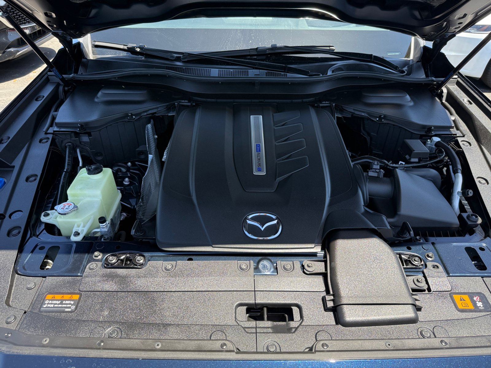 Certified 2024 MAZDA CX-90 Plug-In Hybrid w/ Premium Plus AWD/4WD image 20