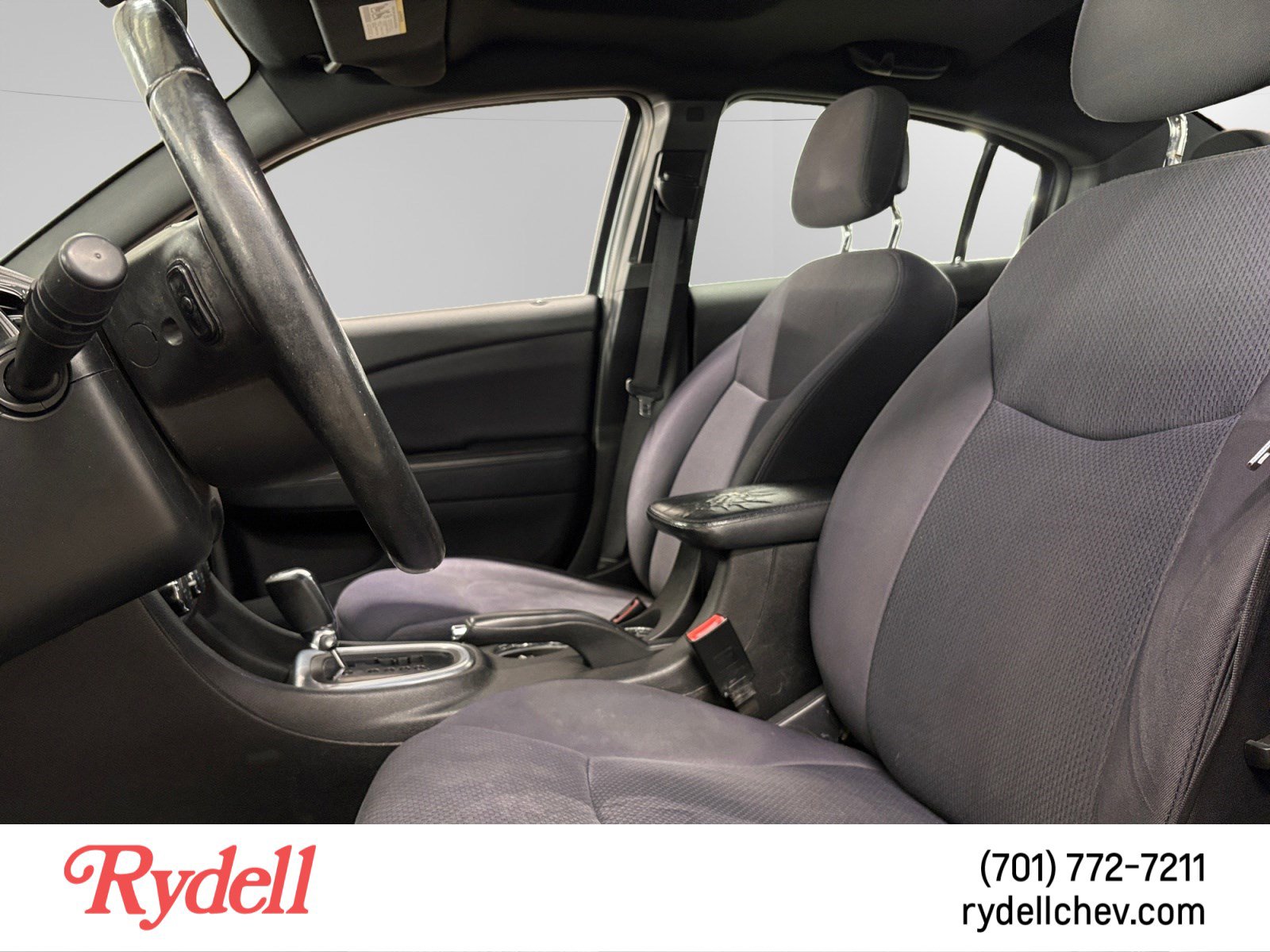 Used 2013 Chrysler 200 Touring w/ S Exterior Appearance Pkg FWD image 10