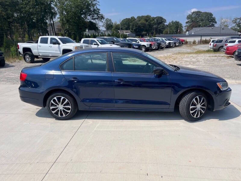 Used 2012 Volkswagen Jetta S FWD image 3