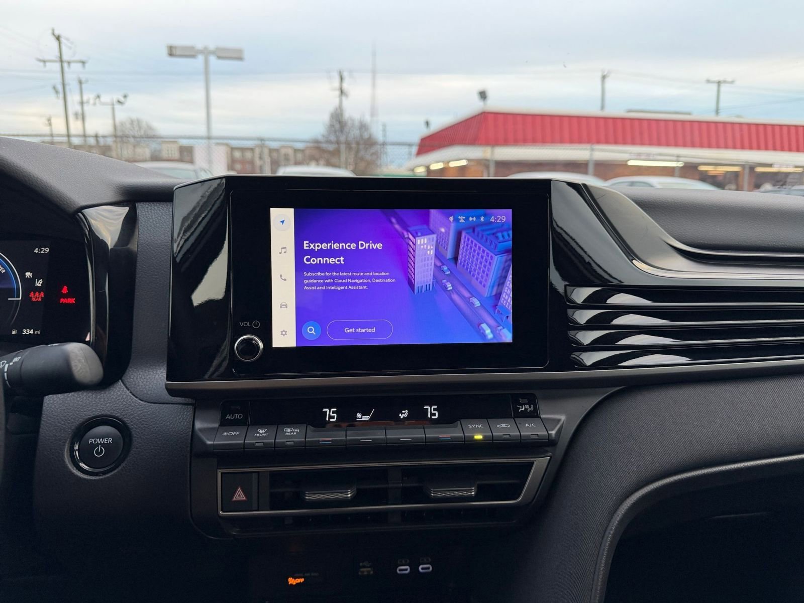 Used 2025 Toyota Camry LE image 18