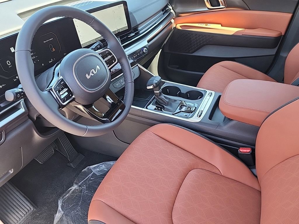 New 2025 Kia Carnival SX image 10
