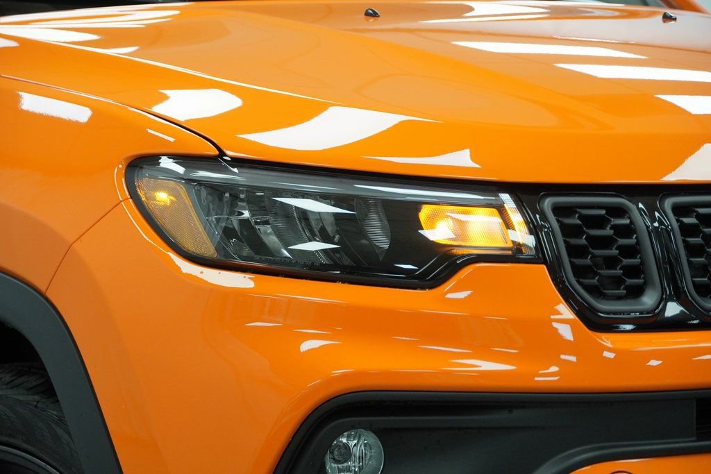 New 2026 Jeep Compass Latitude image 5