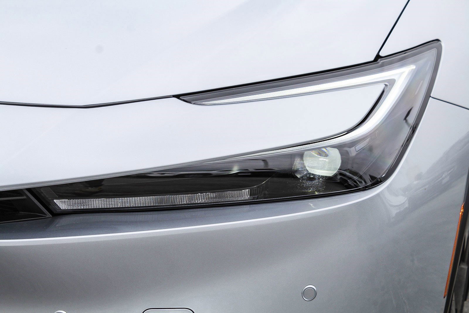 New 2025 Toyota Prius LE image 5