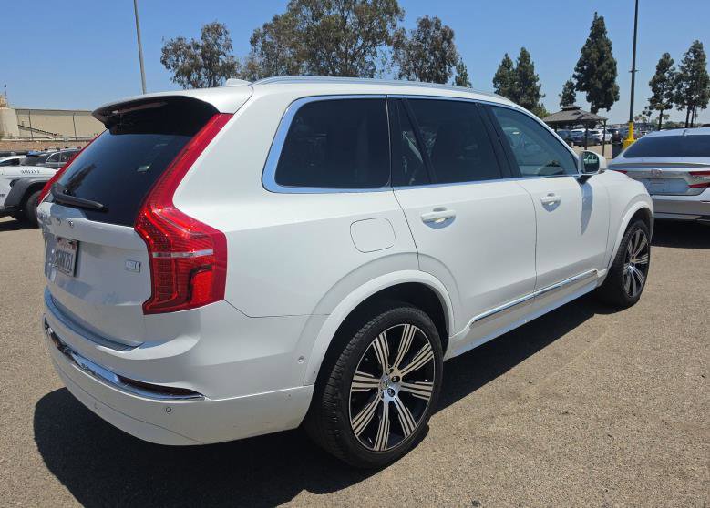 Used 2023 Volvo XC90 T8 Plus w/ Protection Package Premier AWD/4WD image 11