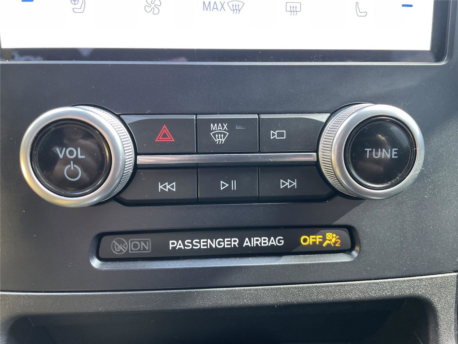 Used 2023 Ford Edge ST-Line image 23