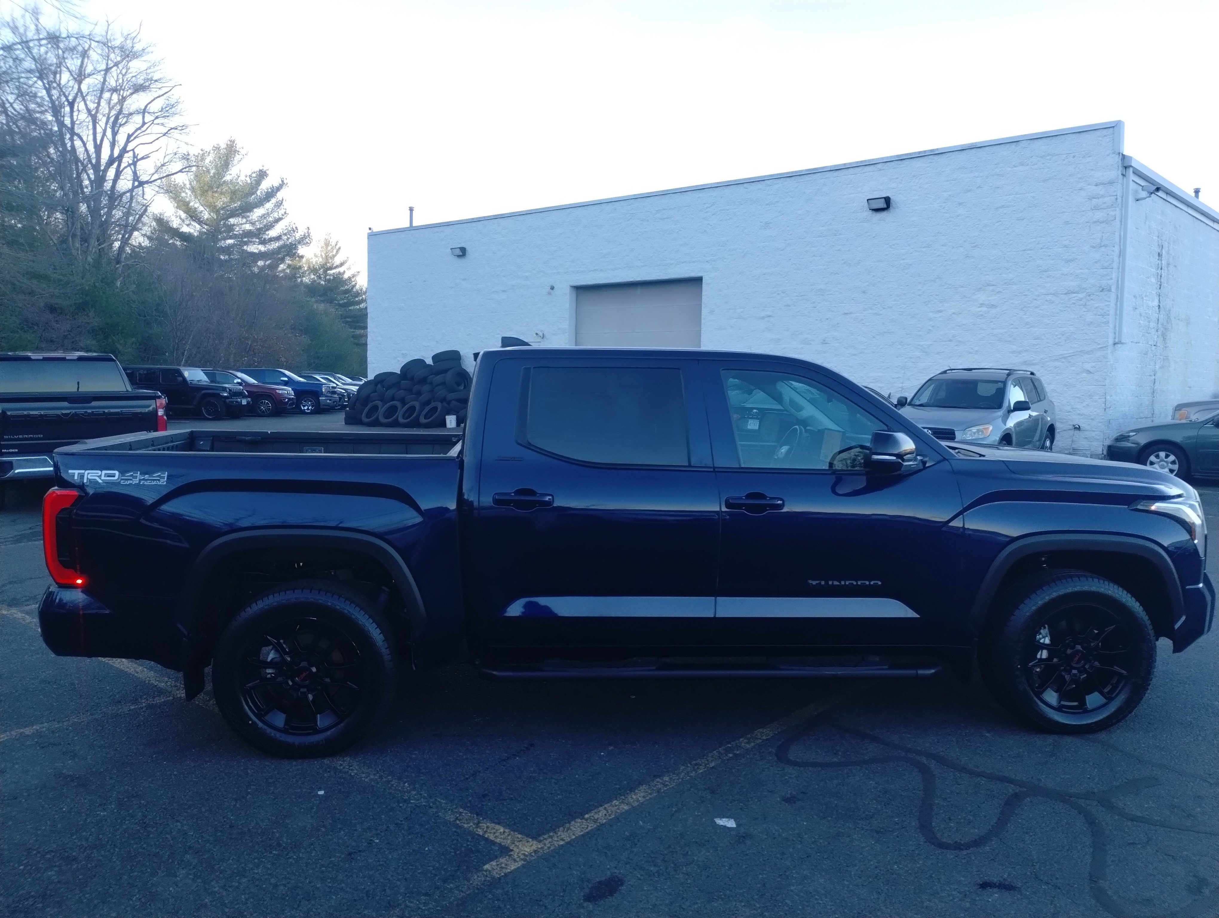 Used 2024 Toyota Tundra Limited image 2