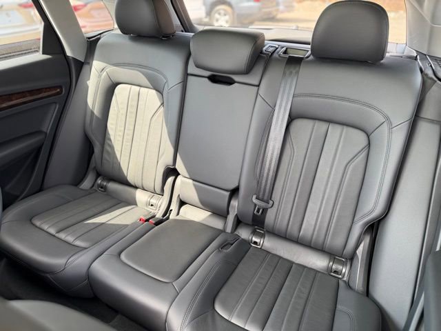 Used 2018 Audi Q5 2.0T Premium image 17
