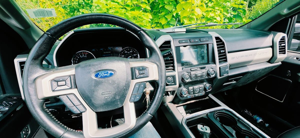 Used 2019 Ford F250 Lariat w/ Chrome Package AWD/4WD image 9