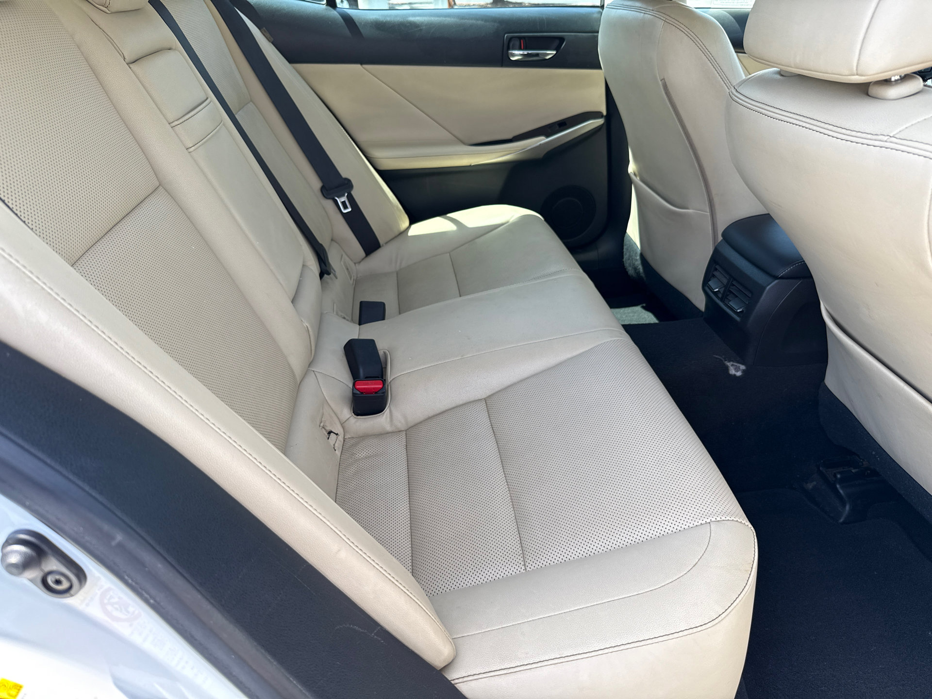 Used 2015 Lexus IS 250 image 15