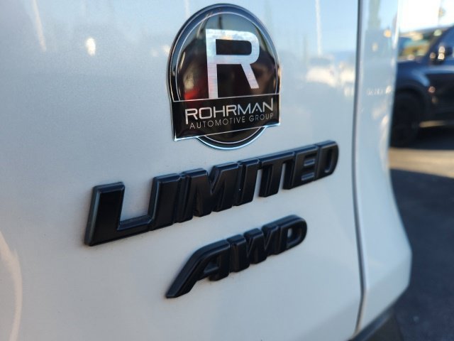 Used 2024 Toyota RAV4 Limited w/ Advanced Technology Package AWD/4WD image 20