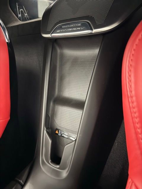 Used 2022 Chevrolet Corvette Stingray Premium Cpe w/ Z51 Performance Package image 47