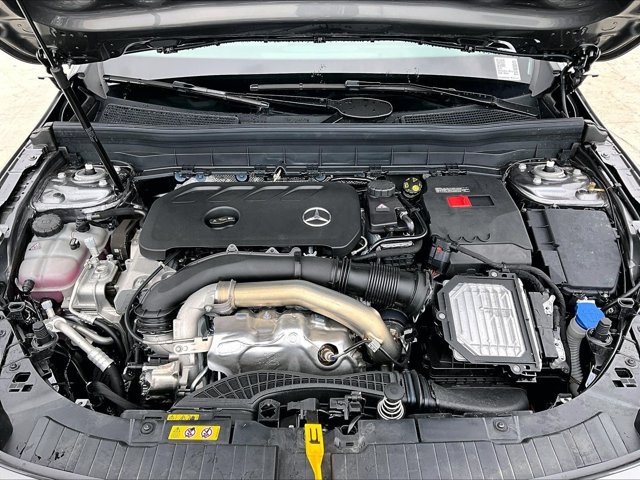 New 2026 Mercedes-Benz GLB 250 4MATIC image 13